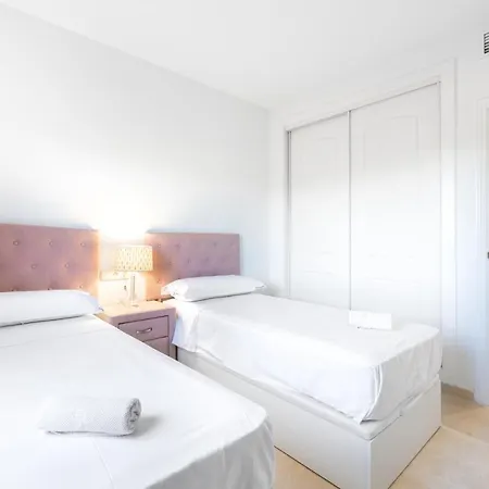 Los Lagos Golf Ii Charming 3 Bedroom In Apartment Marbella